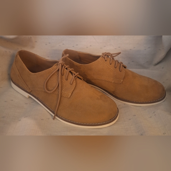 🐕NIB Y•Not? women's tan suede shoes. Size 9M - Picture 3 of 7